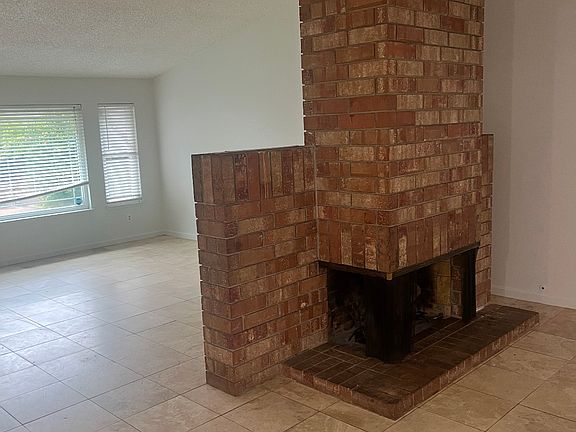 3rd image of 4911 Buffwood Way