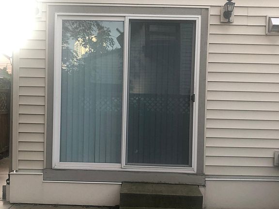 2nd image of 1676 N Franklin Pl #1