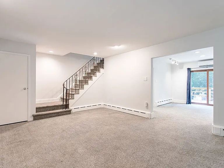 6331 Alderson St — Photo 6
