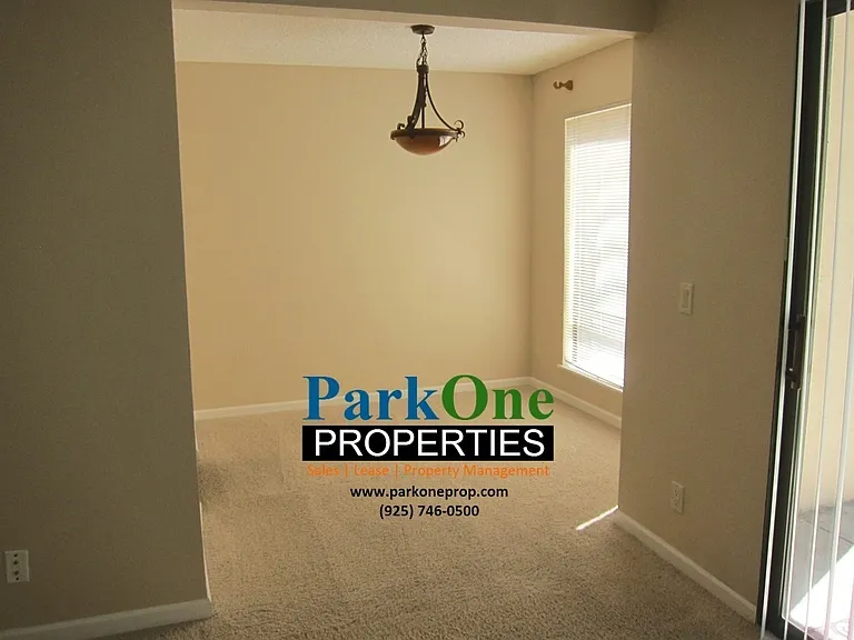 340 N Civic Dr #202 — Photo 13