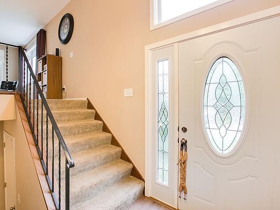 5th image of 1716 Hawley Ave