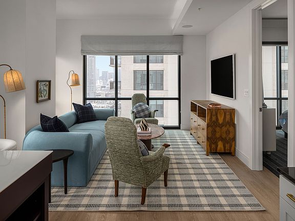 5th image of 930 Commerce St #59
