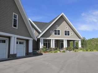 971 N Twin Creek Cir, Salt Lake City, UT 84108