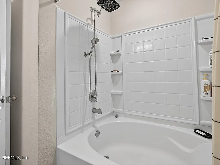 804 Cameron Oaks Pl — Photo 6