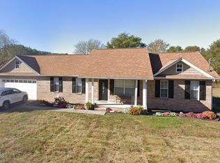 405 Ridgedale Dr, Strawberry Plains, TN 37871