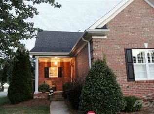 5861 Kenville Green Cir, Kernersville, NC 27284