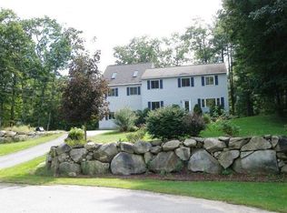 3 Sands Ter, Merrimack, NH 03054