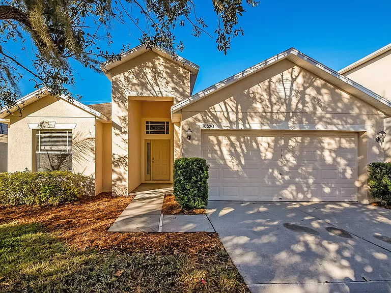 10620 Shady Preserve Dr — Photo 1