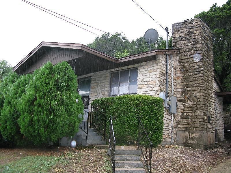 1st image of 7605 Robin Hood Dell Dr