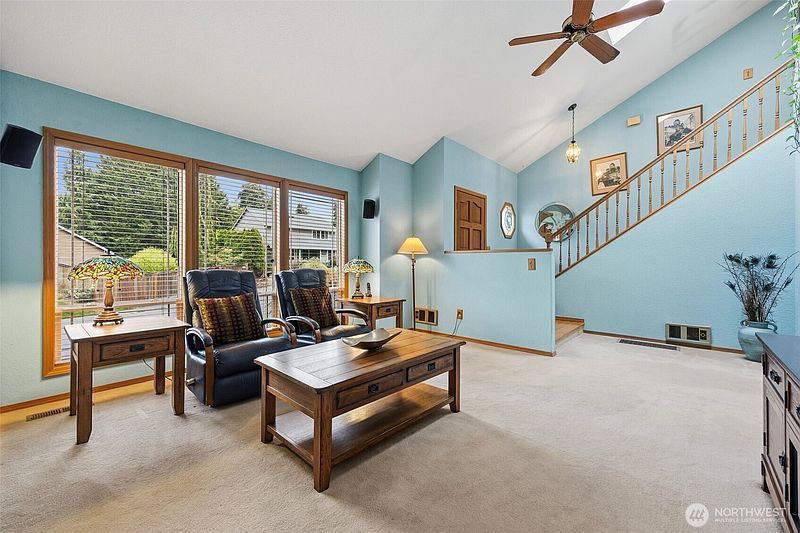 4th image of 23504 19th Drive SE