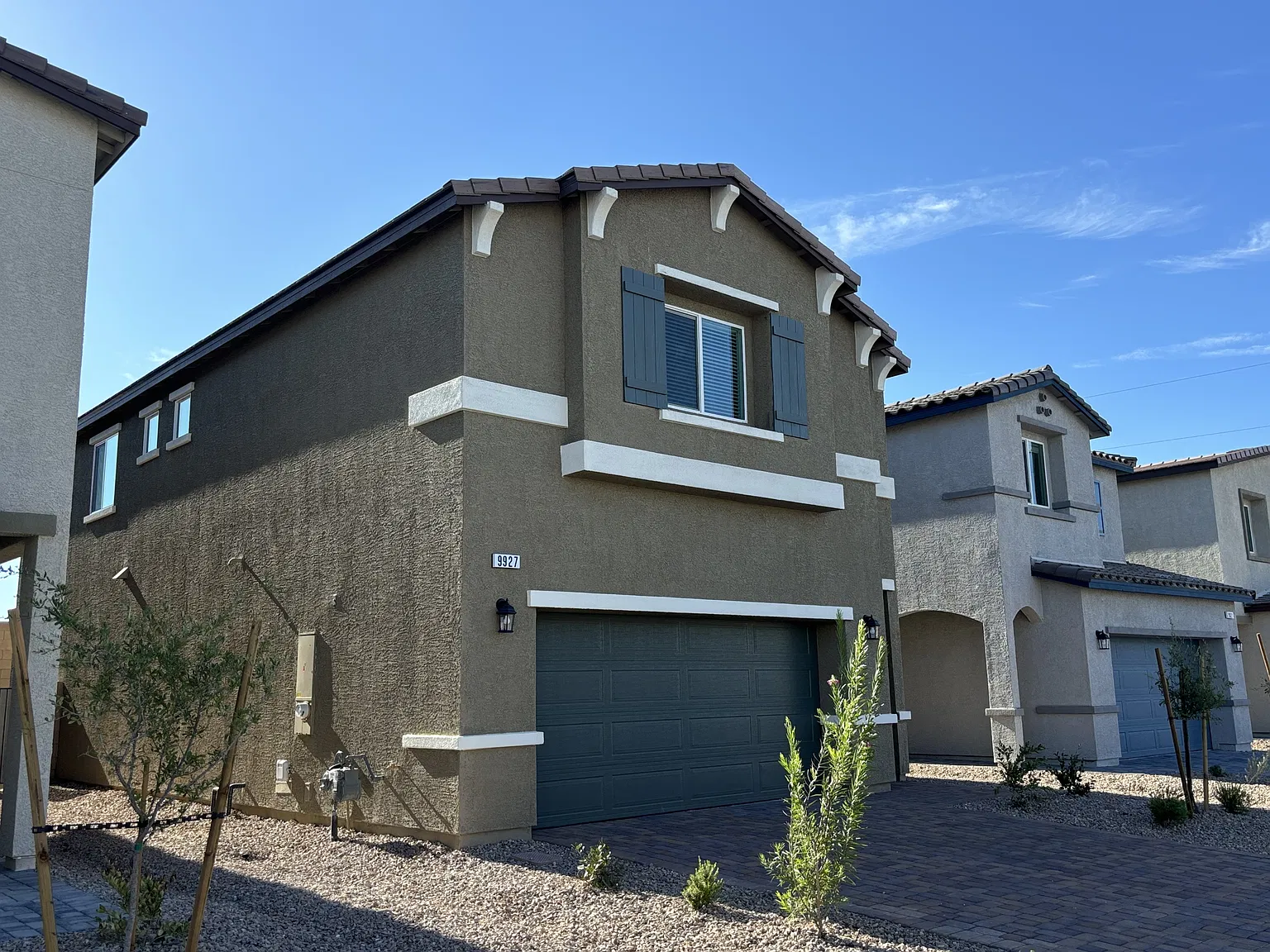 LV 9927 Cobalt Cliffs Street - 1 — Photo 2
