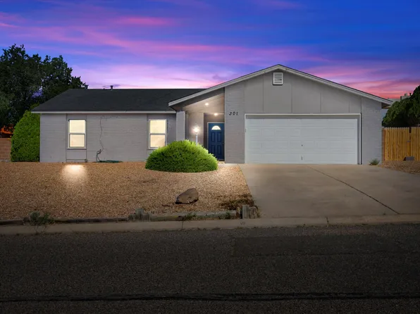 301 Limestone Ct NE, Rio Rancho, NM 87124