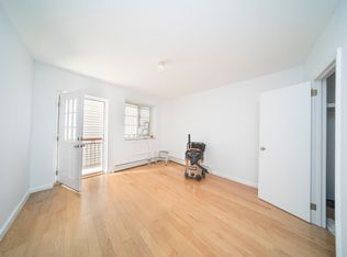 283 Nassau Ave #2L, Brooklyn, NY 11222