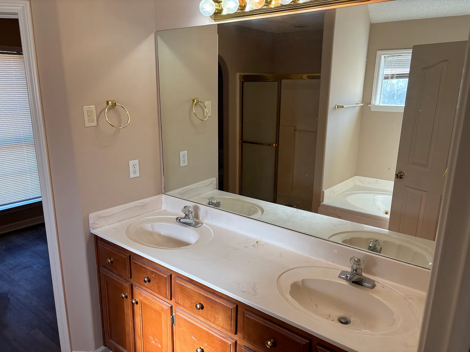 3 bed, 1634 sqft, $2,000 — Photo 4