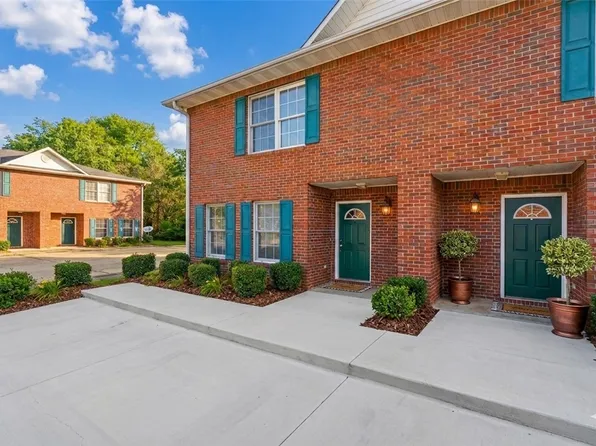 147 Harmon Dr #I, Auburn, AL 36832