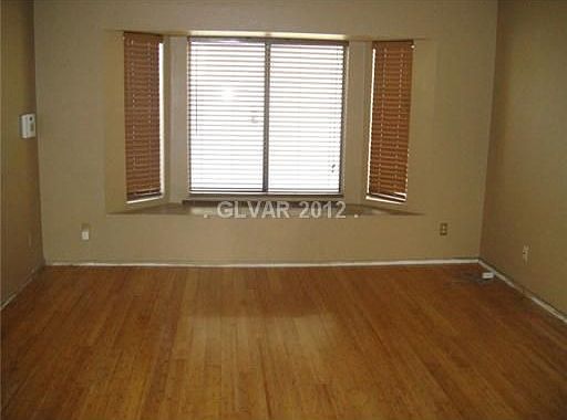 3rd image of 2313 Chapman Hill Dr