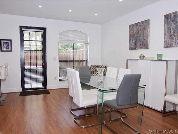 5th image of 10367 NW 30th Ter