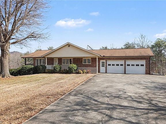 3rd image of 4037 Flat Shoals Rd