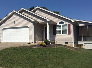 102 Plantation Dr, Lawrenceburg, KY 40342