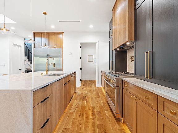 5th image of 3884 Cortez Dr