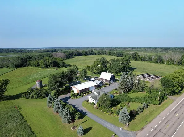 8220 Lake Dr NE, Columbus, MN 55025