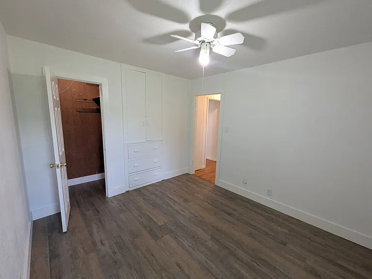 320 S Country Club Rd — Photo 29