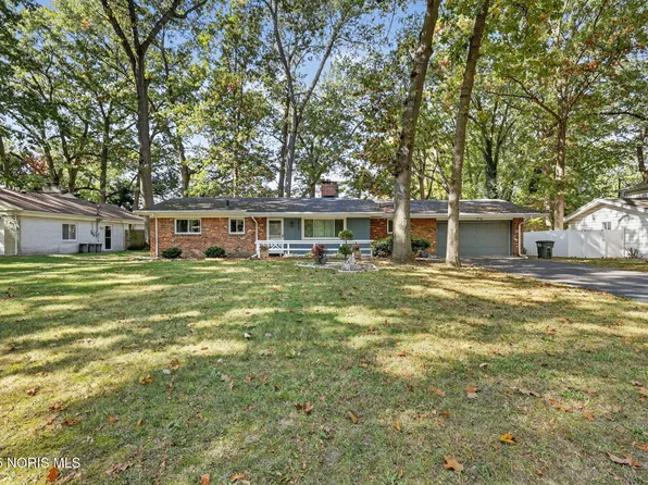 2523 Briarwood Ln, Toledo, OH 43615
