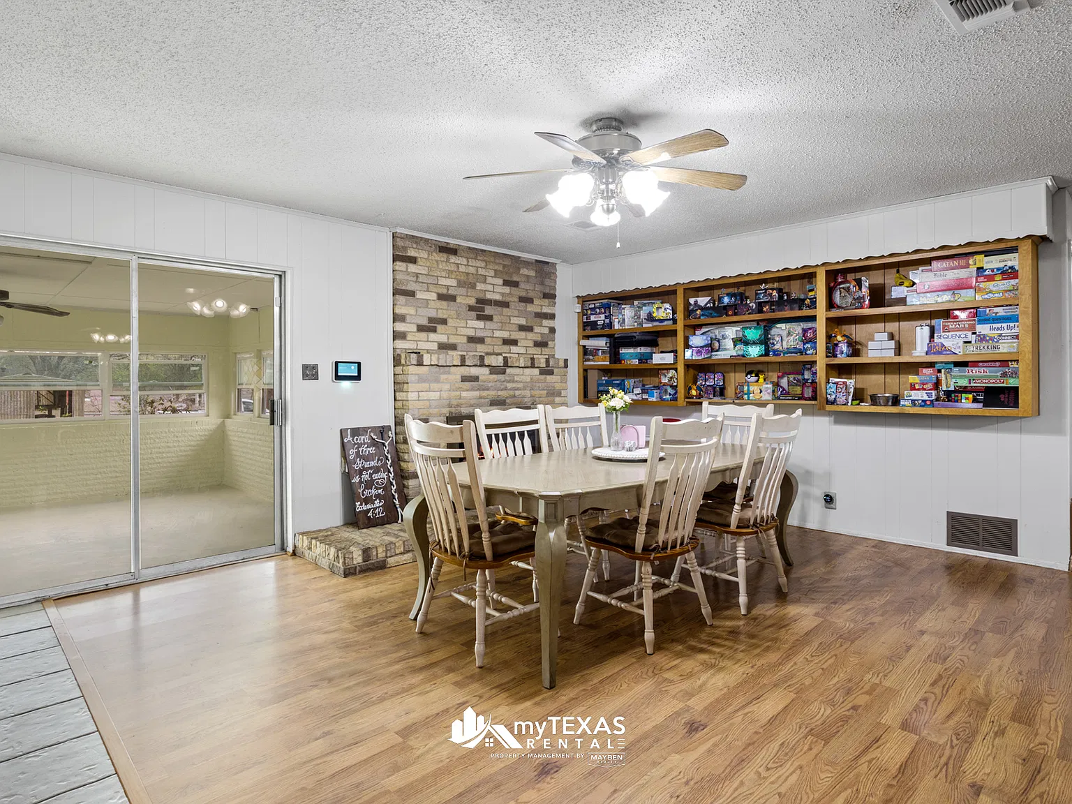 401 Hickory Street - 1 — Photo 3