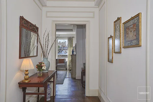 Sold by Christie's International Real Estate Group, LLC | media 16