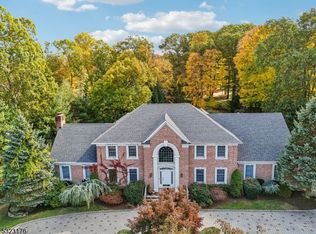 302 Haven Rd, Franklin Lakes, NJ 07417