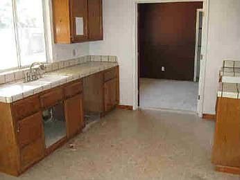 3rd image of 1705 Valley Meadows Dr