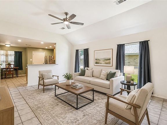 4th image of 1753 Nellie Dr