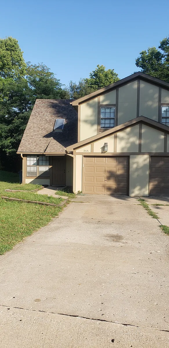 Left hand side for rent. - 34A Cherry St #34A