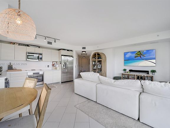 5th image of 4250 Biscayne Blvd APT 301