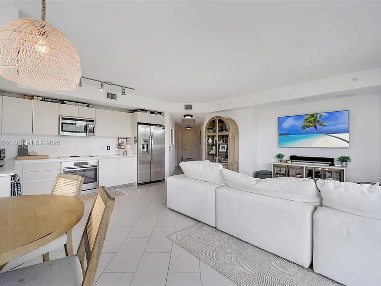4250 Biscayne Blvd #301 — Photo 5