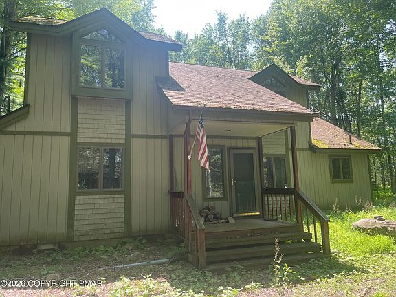 2nd image of 220 Aspen Rd