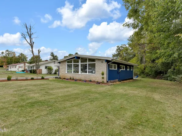 355 Oak Grove Rd, Gray, TN 37615