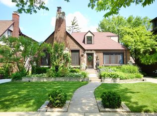 110 Columbia Ave, Park Ridge, IL 60068