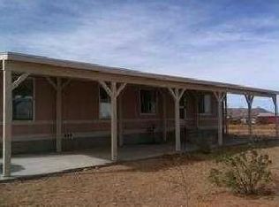 332 Bowman Trl, Landers, CA 92285