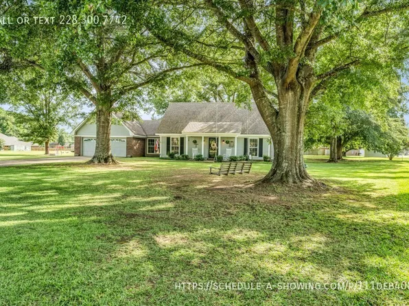 108 Countryside Ln, Columbus, MS 39702