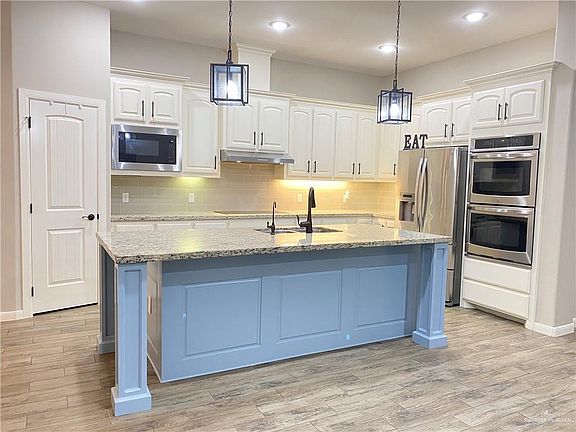 4th image of 5149 Lost Creek Ln