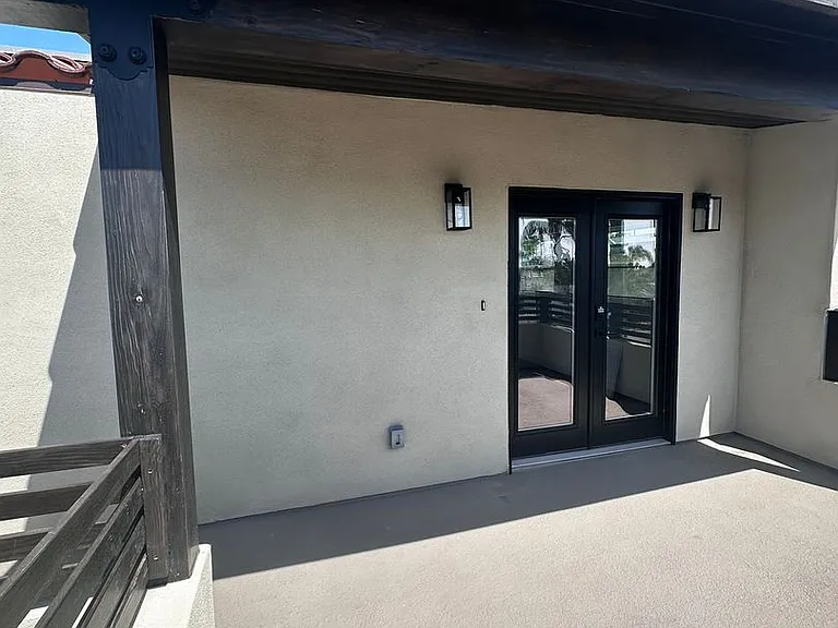 611 Silver Strand Blvd — Photo 37