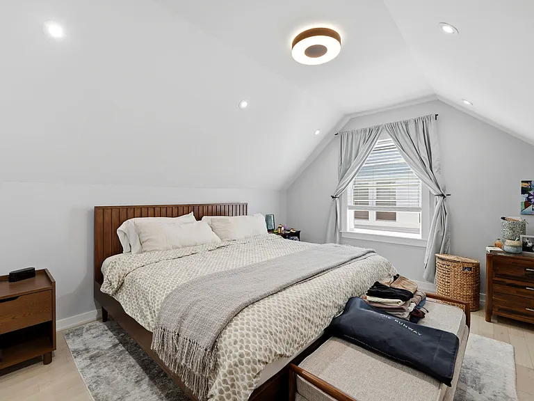 1518 W Melrose St #CH — Photo 11