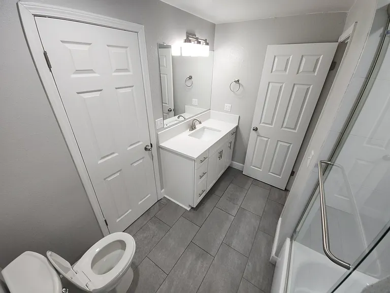 38 NE 143rd Ave — Photo 52