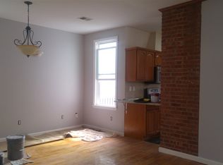 871 Montgomery St, Jersey City, NJ 07306