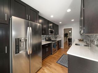 8037 Inverness Ridge Rd, Potomac, MD 20854