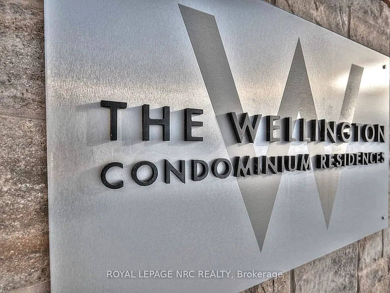 26 Wellington St #303 — Photo 3