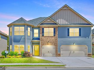 202 Brookview Dr, Newnan, GA