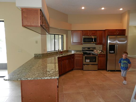 3rd image of 11313 Pocket Brook Dr