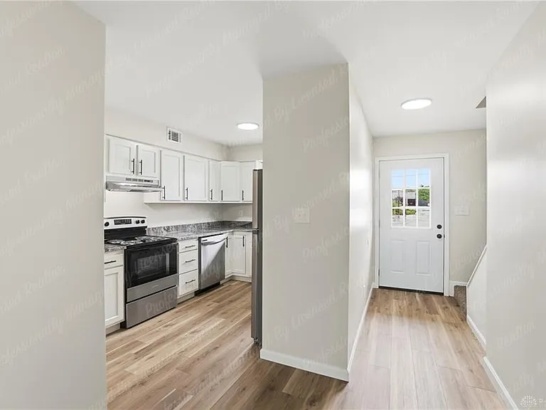 539 N Broad St — Photo 14